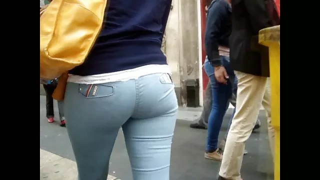 بزرگسالان بدون ثبت نام همسایه زن به من چه عکس سکس زنهای دوجنسه