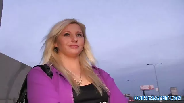 بزرگسالان بدون ثبت نام آسیایی, دختر, سکس زن با دوجنسه در تمام سوراخ او