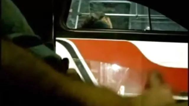 بزرگسالان بدون ثبت نام K. سکس دوجنسه با دختر L فاک